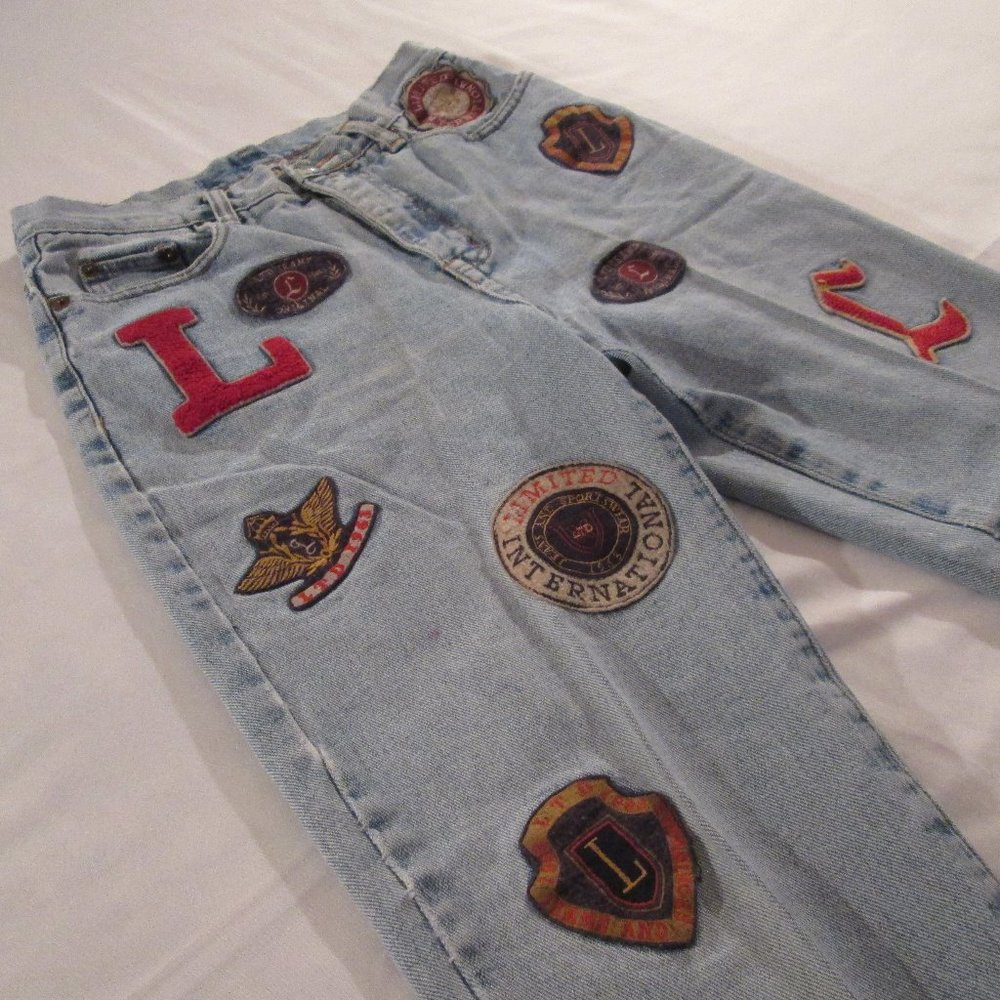LIMITED BLUE JEANS - RARE FIND! - Picture 1 of 8